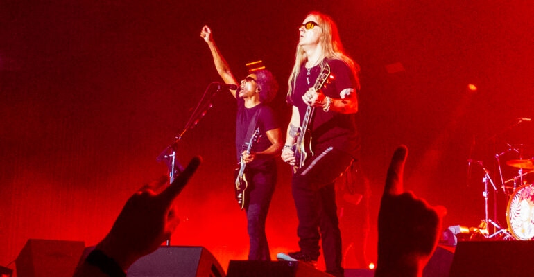 Jerry Cantrell and William DuVall perform on stage at Dos Equis Pavilion on Septemer 16, 2022