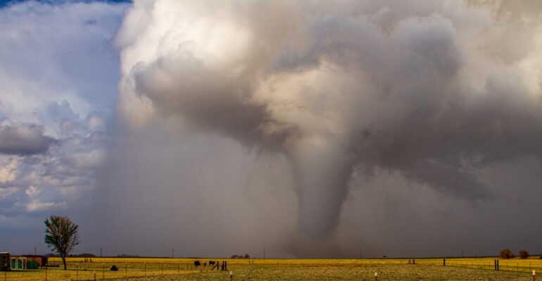 EF-4 Tornado near the town of Tipton, OK on the afternoon of November 7, 2011